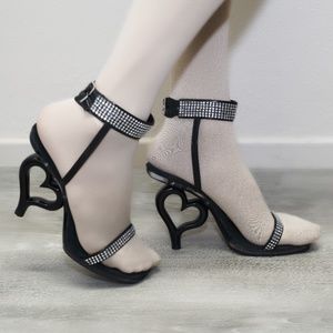 HEART HEELS ❤️ sandals Reflection Shoes black